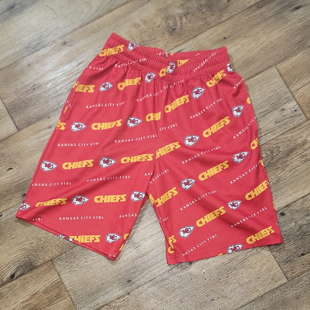 NFL Team Apparel Red Drawstring Shorts